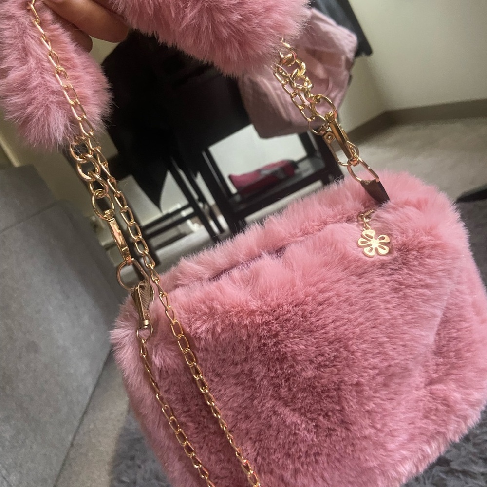 Pink Faux Fur Chain Shoulder Bag
